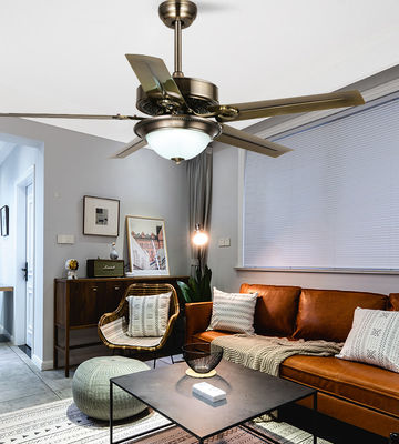 Moderner Deckenventilator im europäischen Stil mit LED-Licht Villa AC DC 5 Eisenblätter