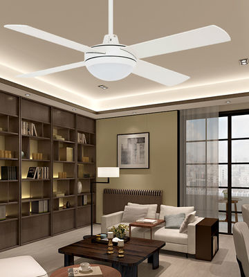Vier Sperrholzblätter 48 Deckenventilator mit leichtem Gleichstrommotor